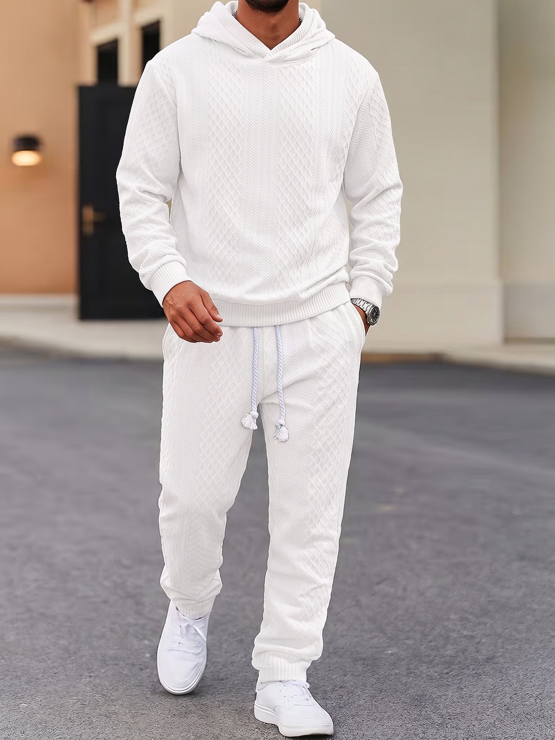 Zweiteiler in Struktur-Jacquard: Kapuzenpullover & Jogginghose